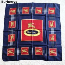 Foulard carré en soie