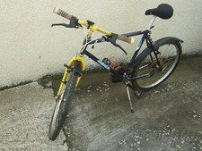 BEAU VTT MERIDA Altéa 27" BLEU ET JAUNE