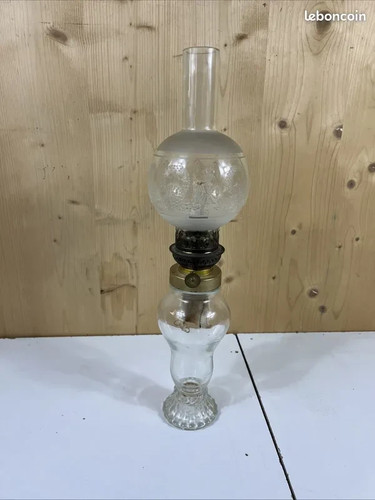Ancien lampe pétrole corps - ancien,