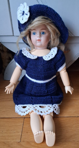 Rare poupée tête - , porcelaine