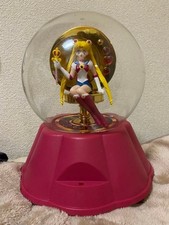 Haut-parleur boule de cristal