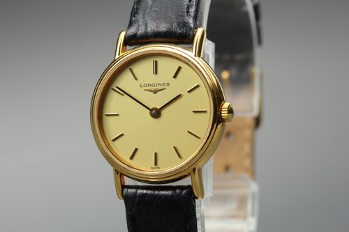Montre quartz pour femme - à,