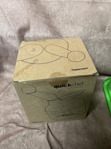 Tupperware red quick - chef, food