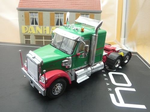 Camion semi freightliner - semi,