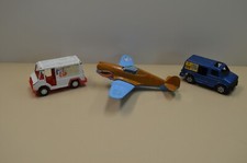 Vintage 3 Tootsie toy blue Ram