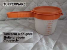TUPPERWARE  SAUPOUDREUR  à