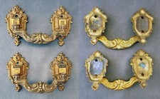 Lot de 2 anciennes poignées de piano en bronze doré. XIXème.