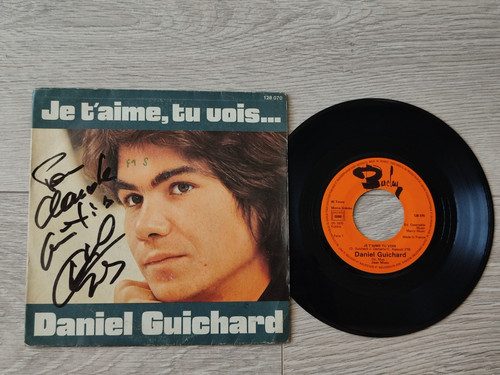 Dedicace par - , t