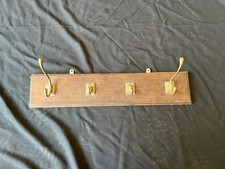 Porte-manteau mural en bois et laiton