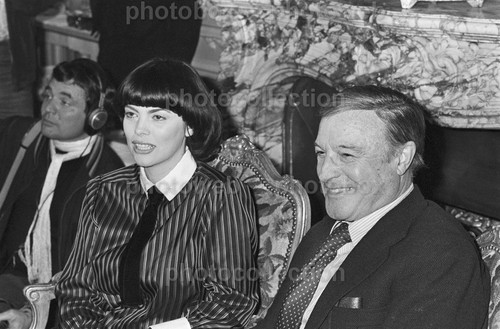 Mireille mathieu exclusive - *,