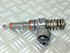 INJECTEUR VOLKSWAGEN GOLF 4