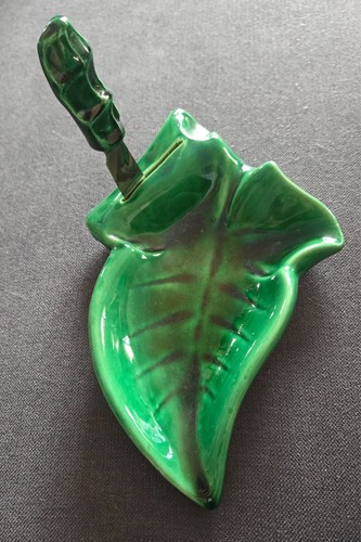 Beurrier son couteau à - beurrier, et