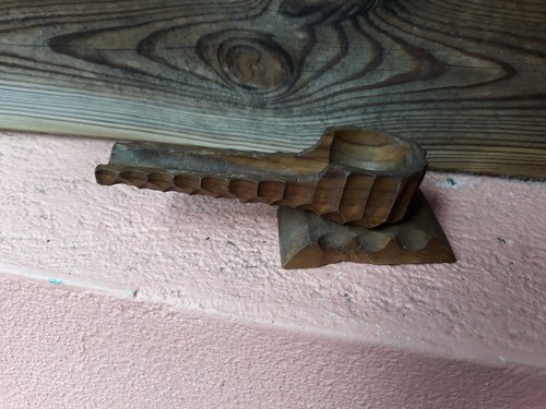 Repose pipe bois - , art