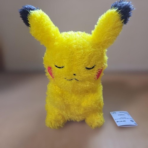 Poupée peluche mascotte