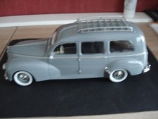 PEUGEOT     203   BREAK   COMMERCIALE    GRISE   SOLIDO  1/18