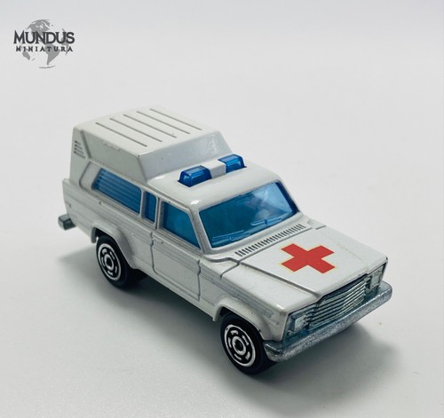 Ambulance majorette 269 - 1/64,