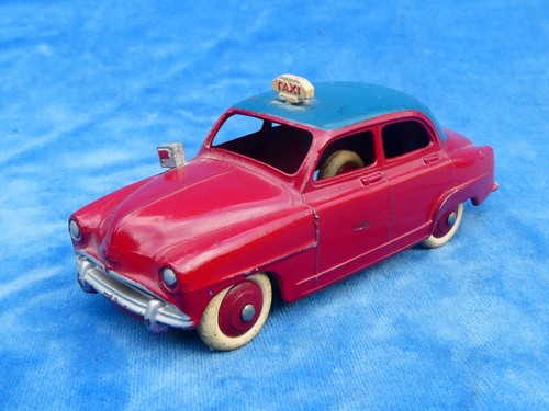 Jolie pretty rare top dinky - pretty, ++