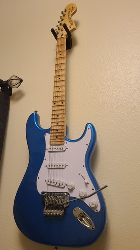 Fender scalloped super strat - scalloped,