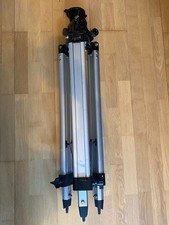 Trépied télescope de terrain Meade Deluxe avec plateau d'accessoires