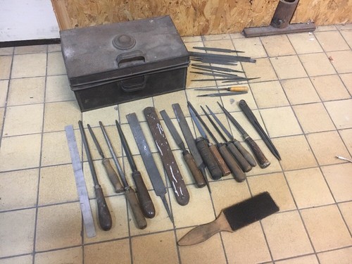 Ancienne caisse metal fer - ancienne,