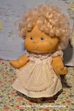 Poupée Polilla Famosa, made