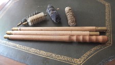 TRES ANCIEN NECESSAIRE DE NETTOYAGE CANONS DE CHASSE CALIBRE 16 COMPLET