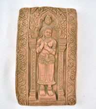 ANCIEN BAS RELIEF EN TERRE