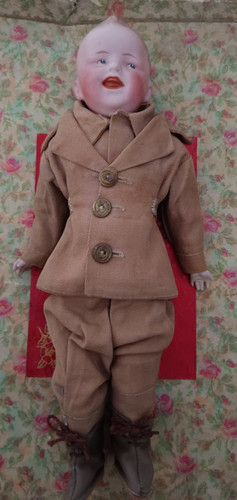 Joli bébé caractère