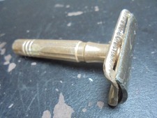 Ancien Rasoir Mécanique Doré