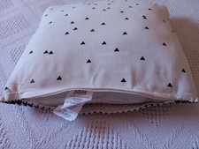 Coussin noir déco blanc déco "Maison du Monde"