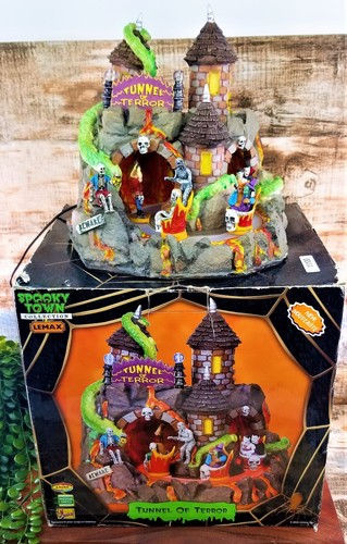 Lemax spooky town - spooky, of