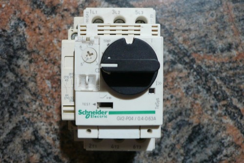 Disjoncteur moteur triphase - disjoncteur,
