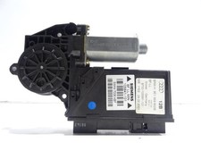 Moteur leve vitre avant droit AUDI A4 2 PHASE 1 8E1959802G