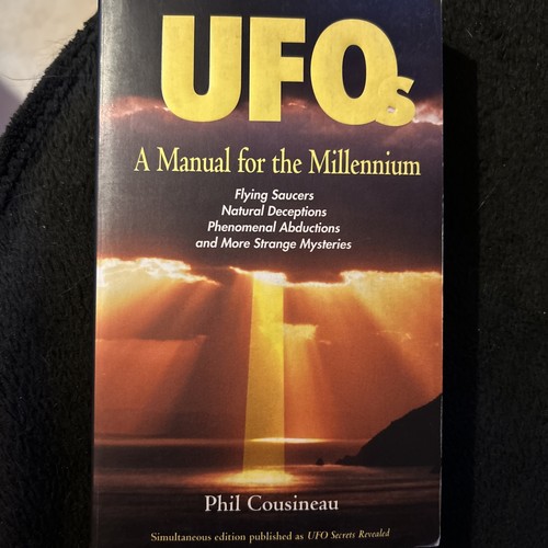 Livre ufo manual millenium - livre,