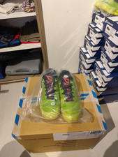 Chaussures babolat pour padel, badminton, squash, handball, sports de salle