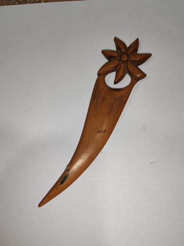 Jolis ancien coupe papier - jolis,