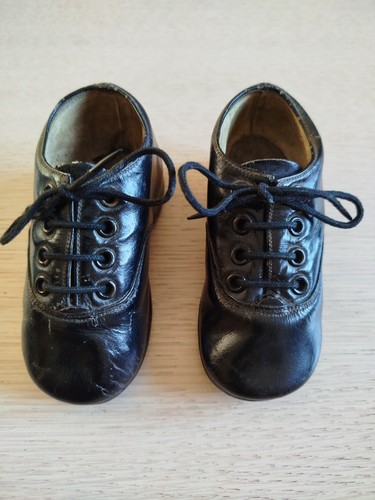 Très ancienne paire - , de