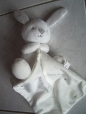 Doudou lapin blanc gris