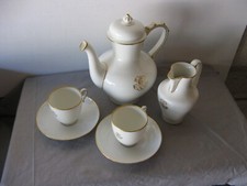 Magnifique service à café en porcelaine de Sèvres daté de 1922 monogramme