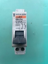Merlin gerin disjoncteur