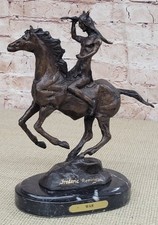 Sculpture En Bronze D'Un