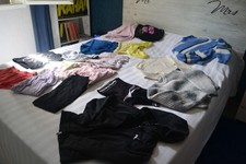 lot de vêtements fille, toutes saisons, taille 12 ans, très bon état