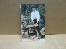 NORMANDIE bucheron au travail