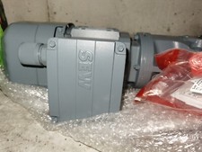 SEW Eurodrive KA37DRS71S4BE05 480V Y 60Hz 0,37KW 