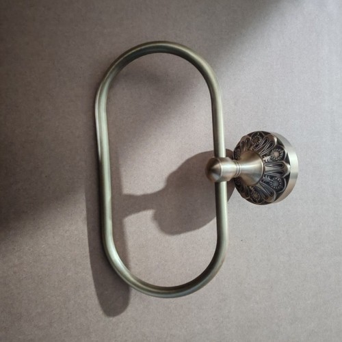 Ancien porte serviettes - ancien, en