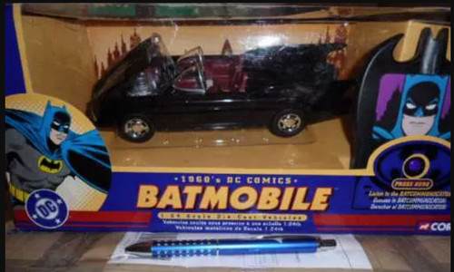 Batmobile bat radio corgi - batmobile,