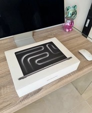 MacBook pro M5 Photo