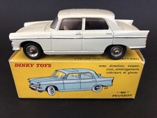 Ancienne DINKY TOYS 553