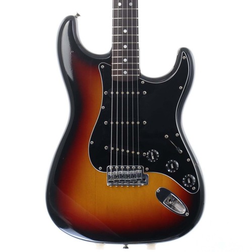 Squier fender made japan - in,