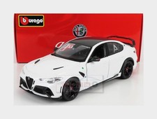 1:18 BURAGO Alfa Romeo Giulia